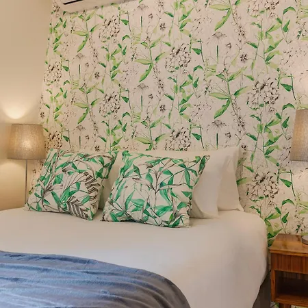 Trendy In Graca's Heart By Lovelystay